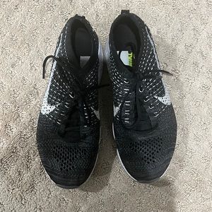 Women’s Nike flyknit